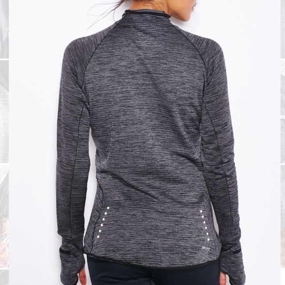 Nike Women’s Element Sphere Half Zip Pullover - Large - Picture 2 of 10